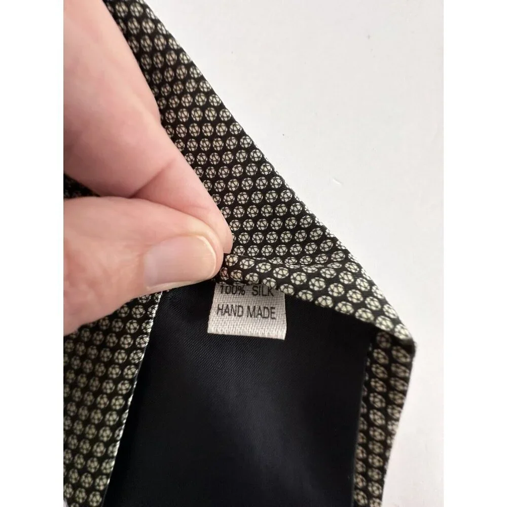 Gold‎ City Men's Neck Tie Black Platinum Geometric 100% Hand Made Silk